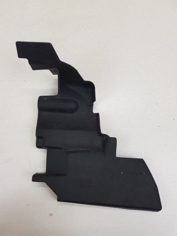 Other engine bay part DK628310AA