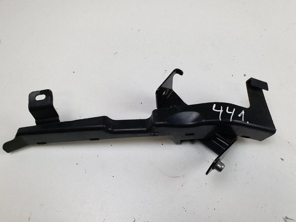 Cita motora nodalījuma detaļa HK8316C956AA