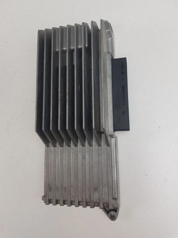 Sound amplifier 8R1035223A