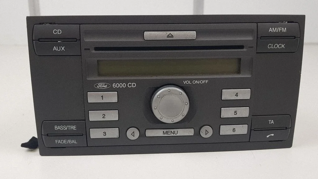 Radio/CD/DVD atskaņotājs/navigācija 6S6118C815AH
