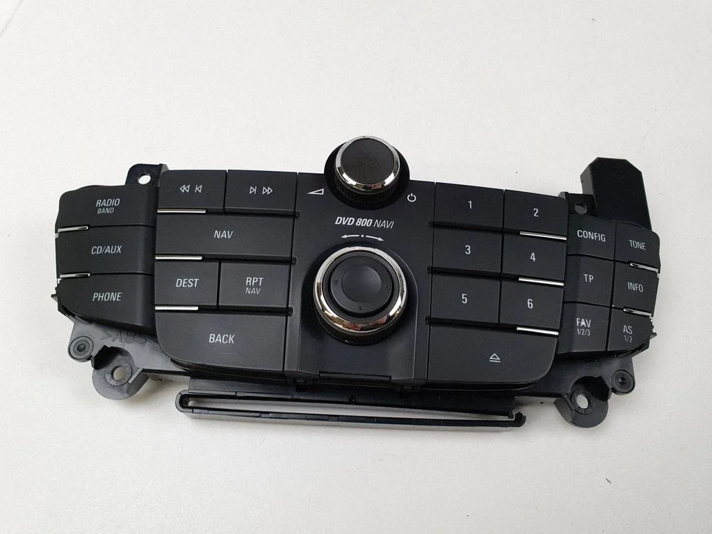 Radio/CD/DVD/GPS head unit – Opel Insignia A (2008-2017)