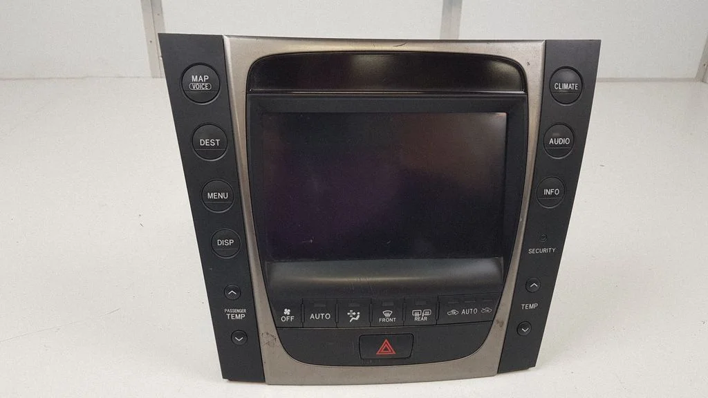 Radio/CD/DVD/GPS head unit 8611130570 – Lexus GS 300 350 430 450H (2005-2012)