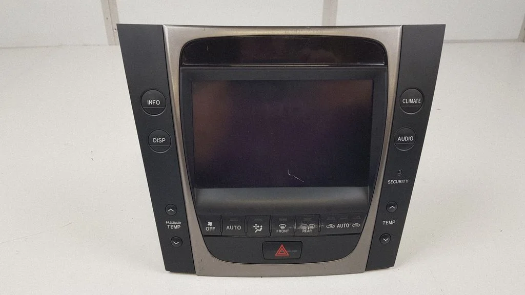 Radio/CD/DVD/GPS head unit 8611130580 – Lexus GS 300 350 430 450H (2005-2012)