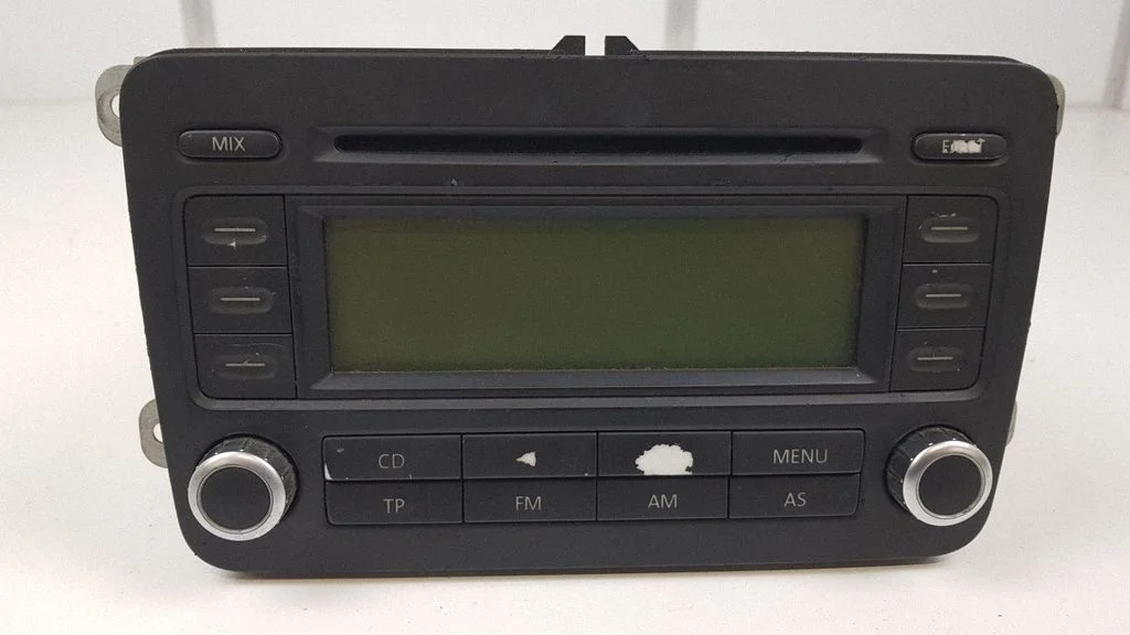Radio/CD/DVD/GPS head unit 184380910110
