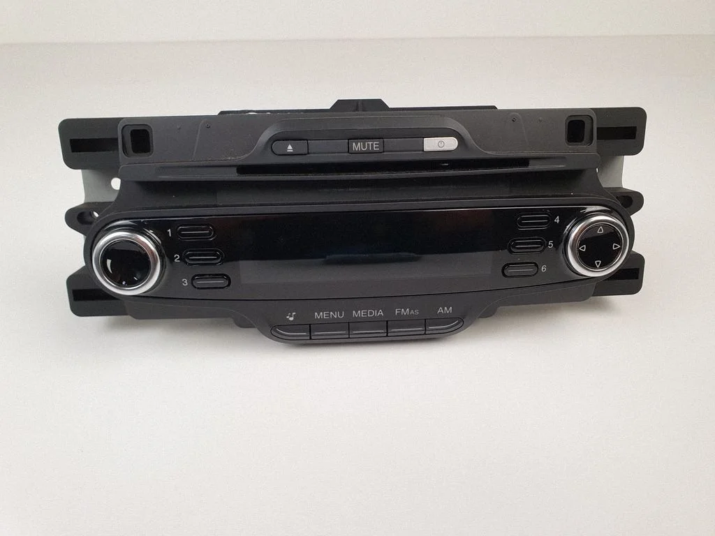 Radio/CD/DVD/GPS head unit 7642322316
