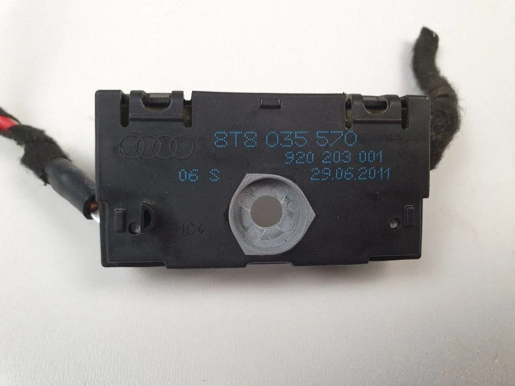 Aerial antenna amplifier 8T8035570