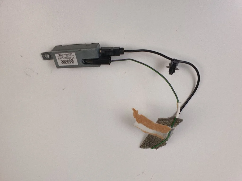 Antenni võimendi AM2T18C847CA – Ford S-MAX (2006-2015)