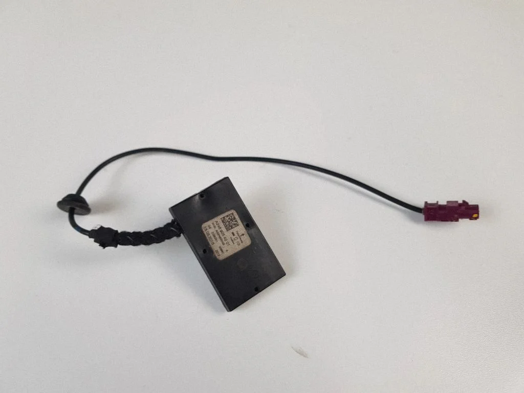 Antenas pastiprinātājs A2469054201