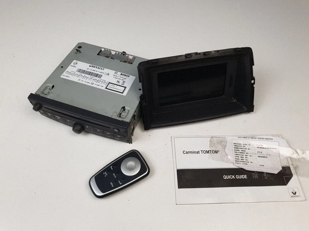 Radio/CD/DVD/GPS head unit 259151852R