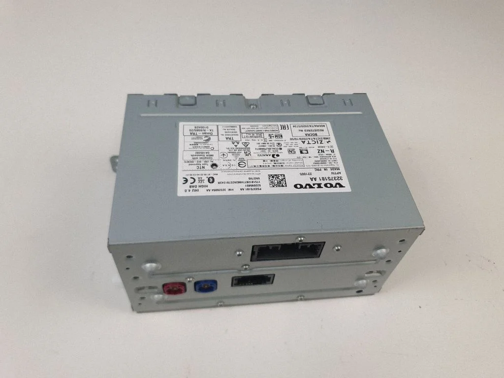 Radio/CD/DVD/GPS head unit 32375188