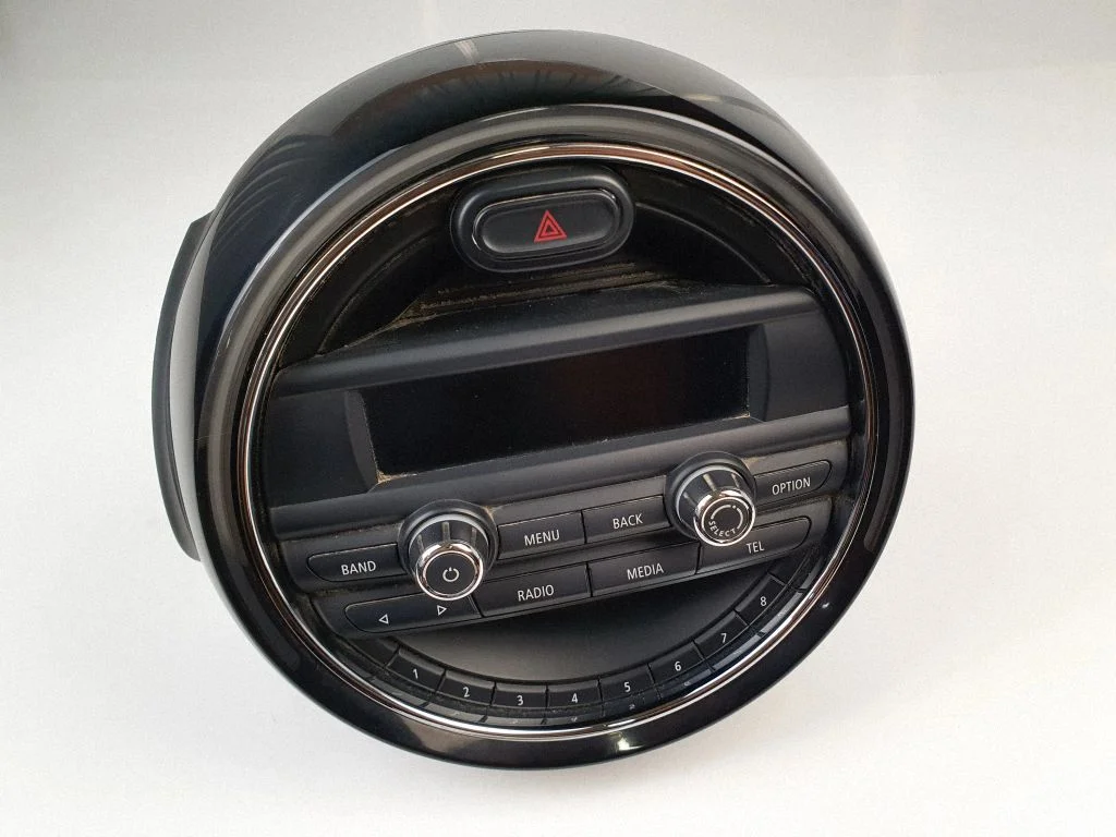 Radio, odtwarzacz CD/DVD, nawigacja 9361657