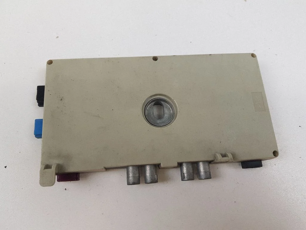 Aerial antenna amplifier 6950181
