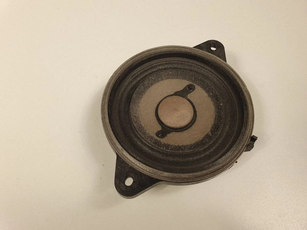 Front door speaker 4G5035402