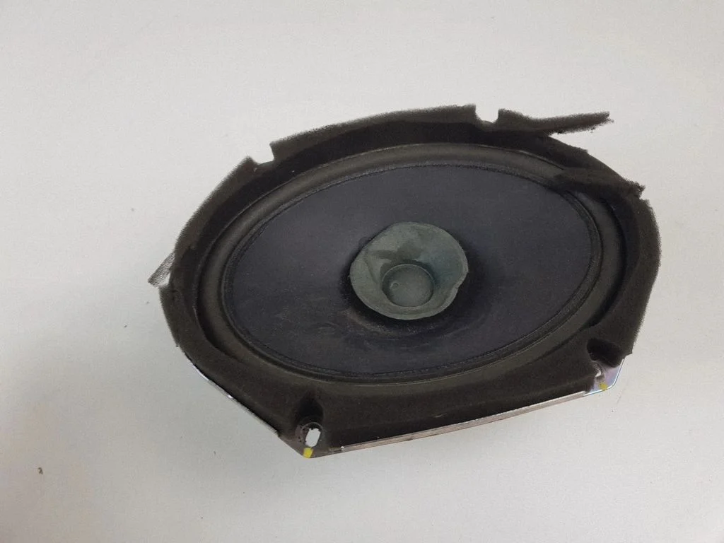 Front door speaker – Mazda 6 (2002-2008)
