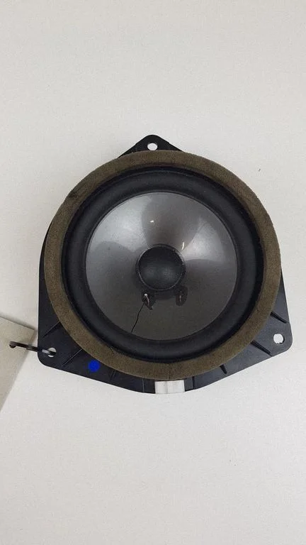 Front door speaker – Lexus IS 220D-250-350 (2006-2013)