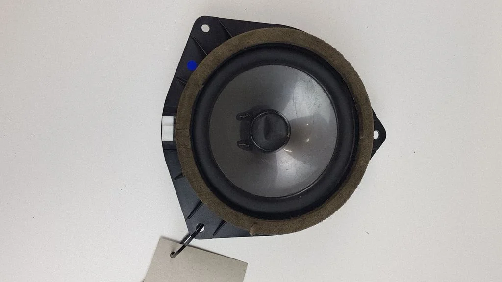 Front door speaker – Lexus IS 220D-250-350 (2006-2013)