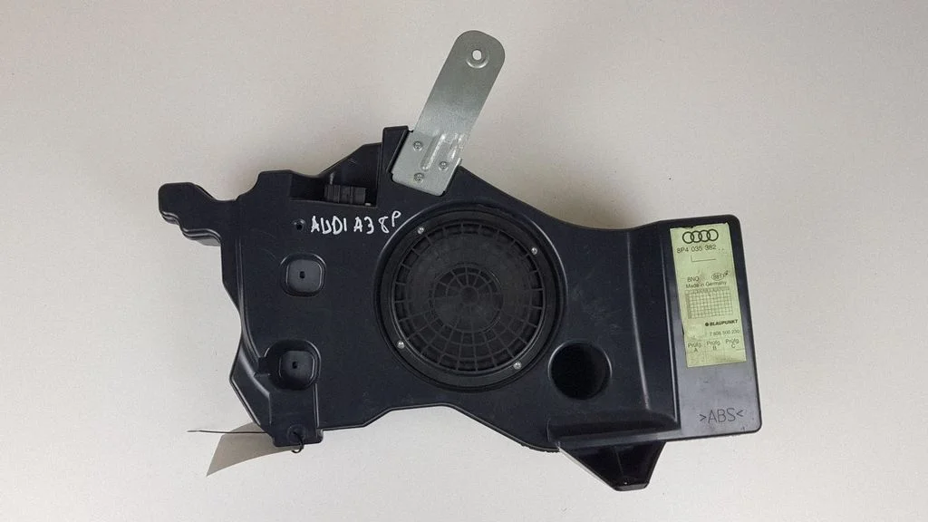 Subwoofer – Audi A3 S3 8P (2003-2012)