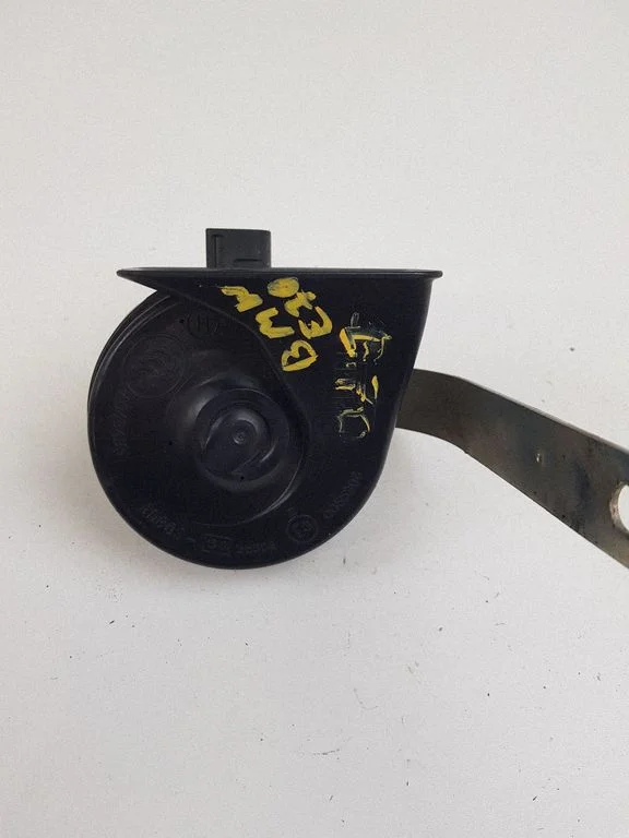 Horn signal – BMW X5 E70 (2006-2013)