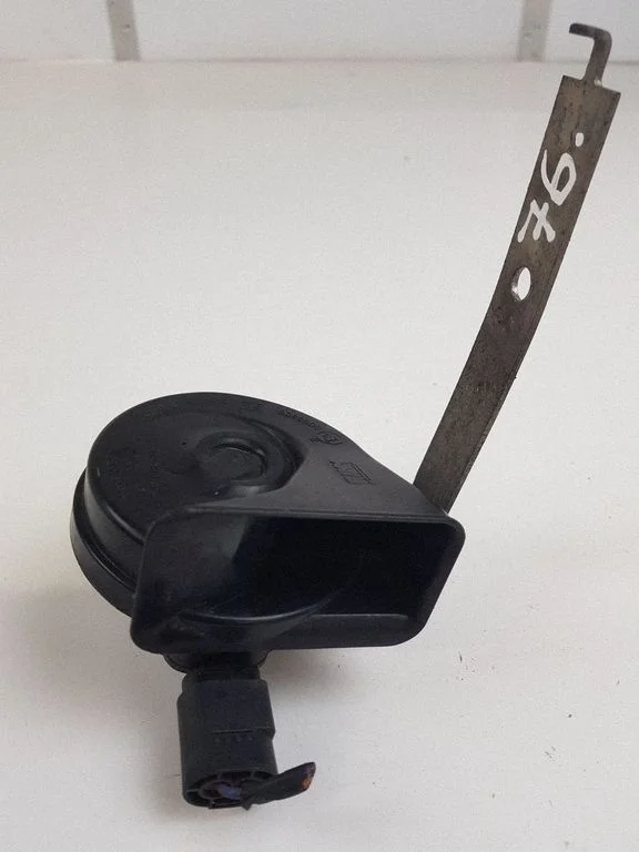 Horn signal – BMW X5 E70 (2006-2013)
