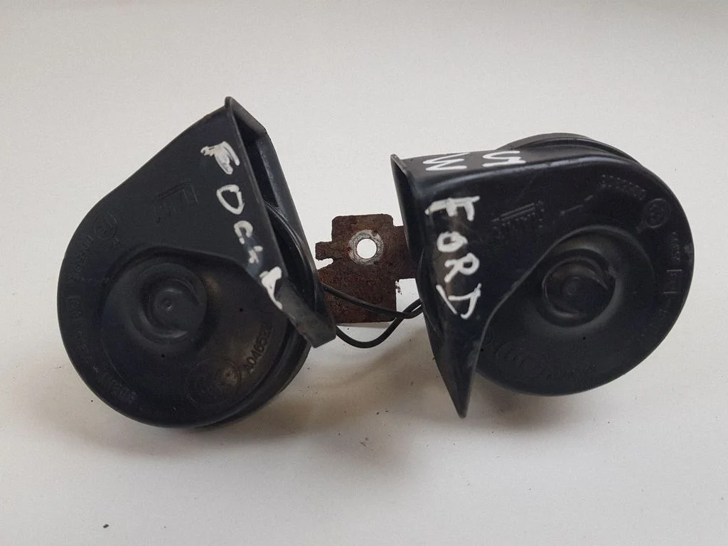 Signaalpasun – Ford Focus C-MAX (2003-2010)