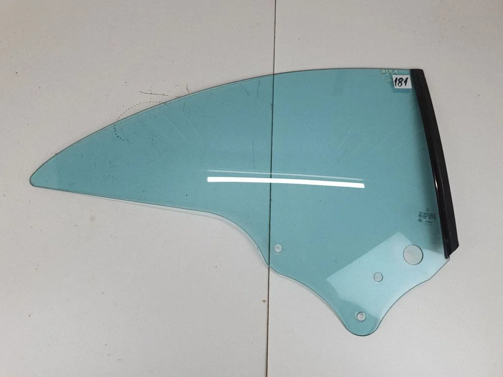 Rear side window – Mercedes-Benz CLK-Class A209 C209 (2002-2009)