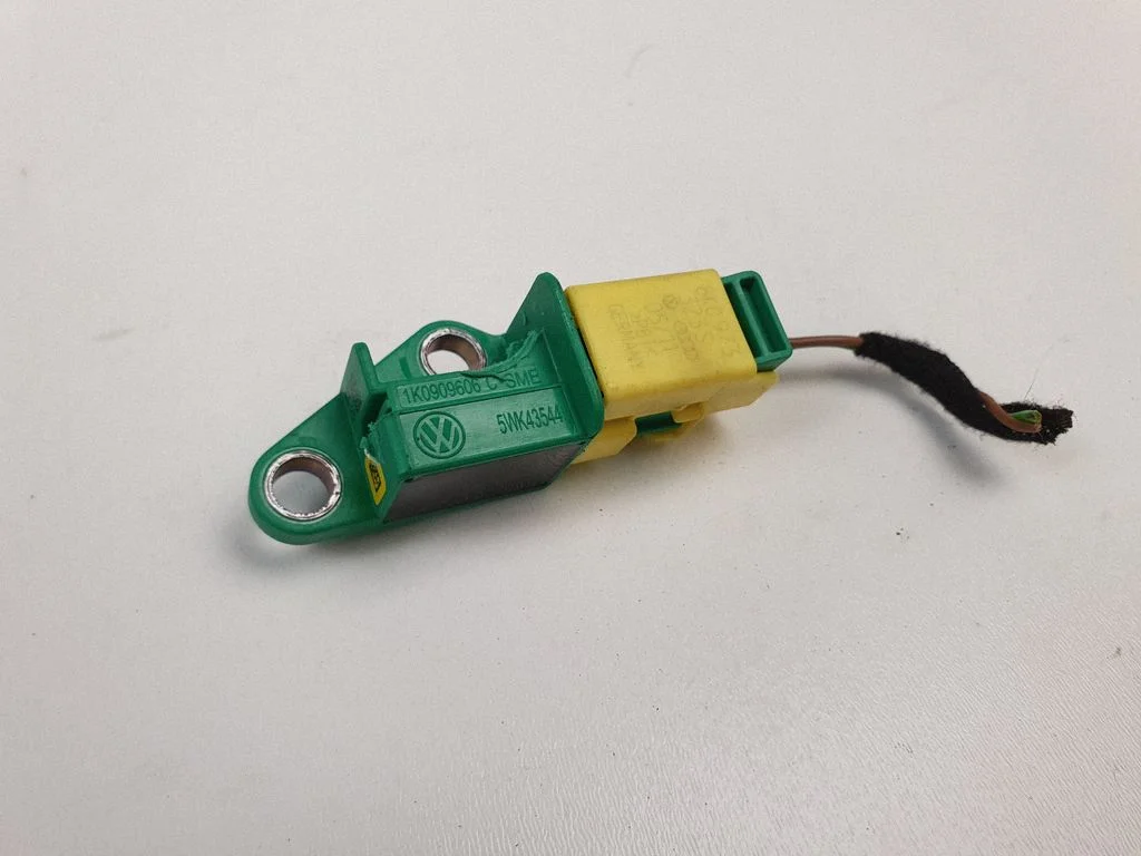 Airbag deployment crash/impact sensor 1K0909606C