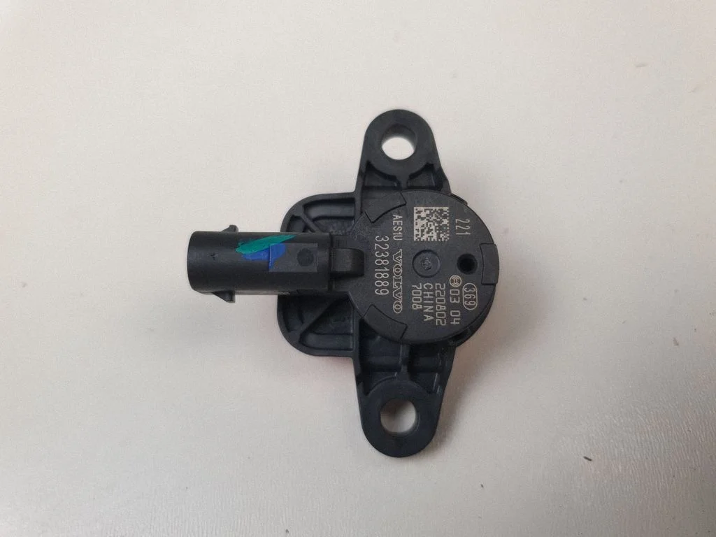 Airbag deployment crash/impact sensor 32381889