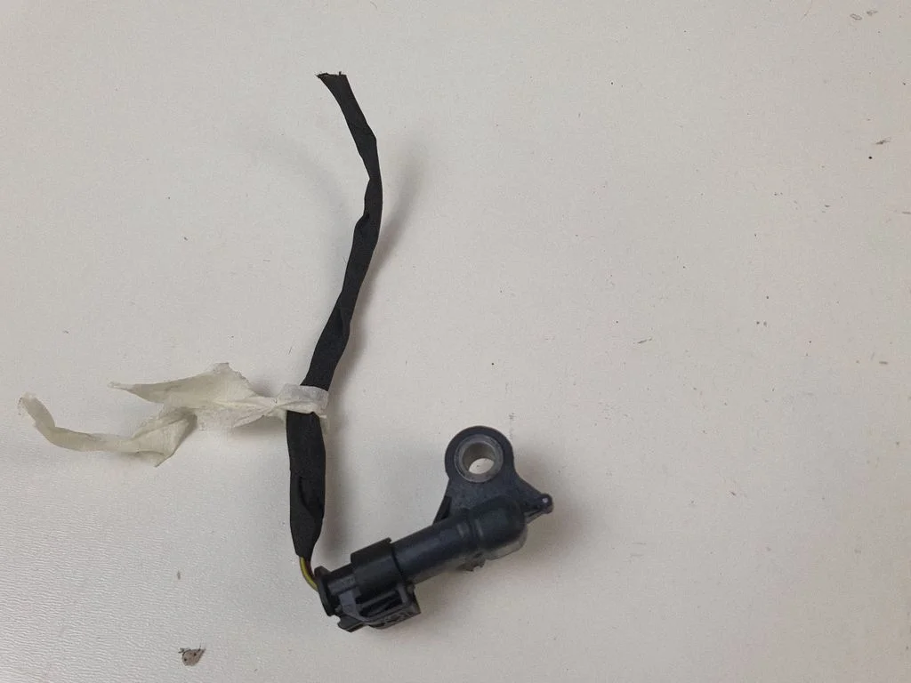 Airbag deployment crash/impact sensor 32381888