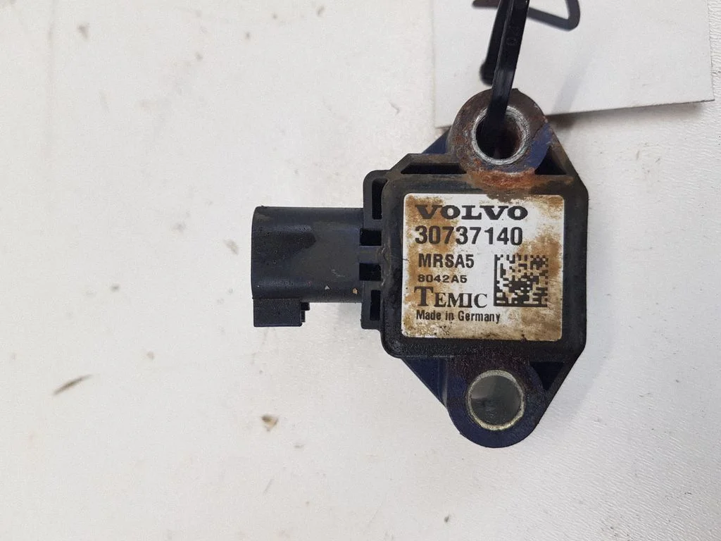 Airbag deployment crash/impact sensor 30737140