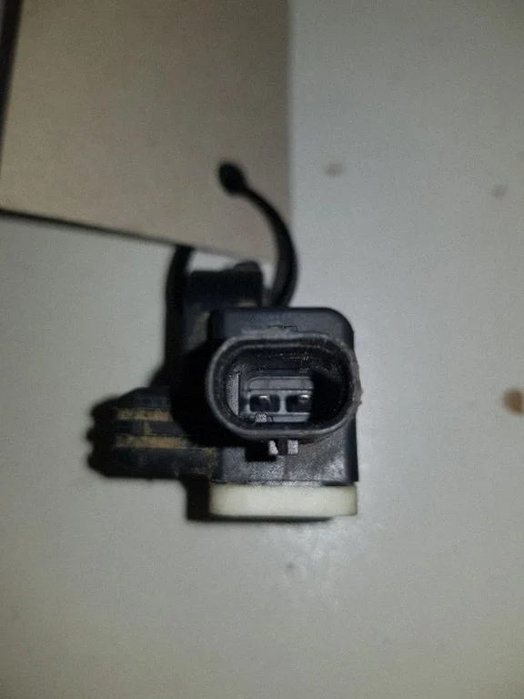 Drošības spilvenu trieciena sensors A1668210151