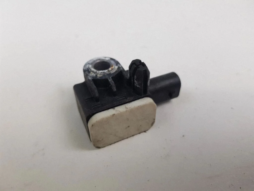 Airbag deployment crash/impact sensor 4H0959651A