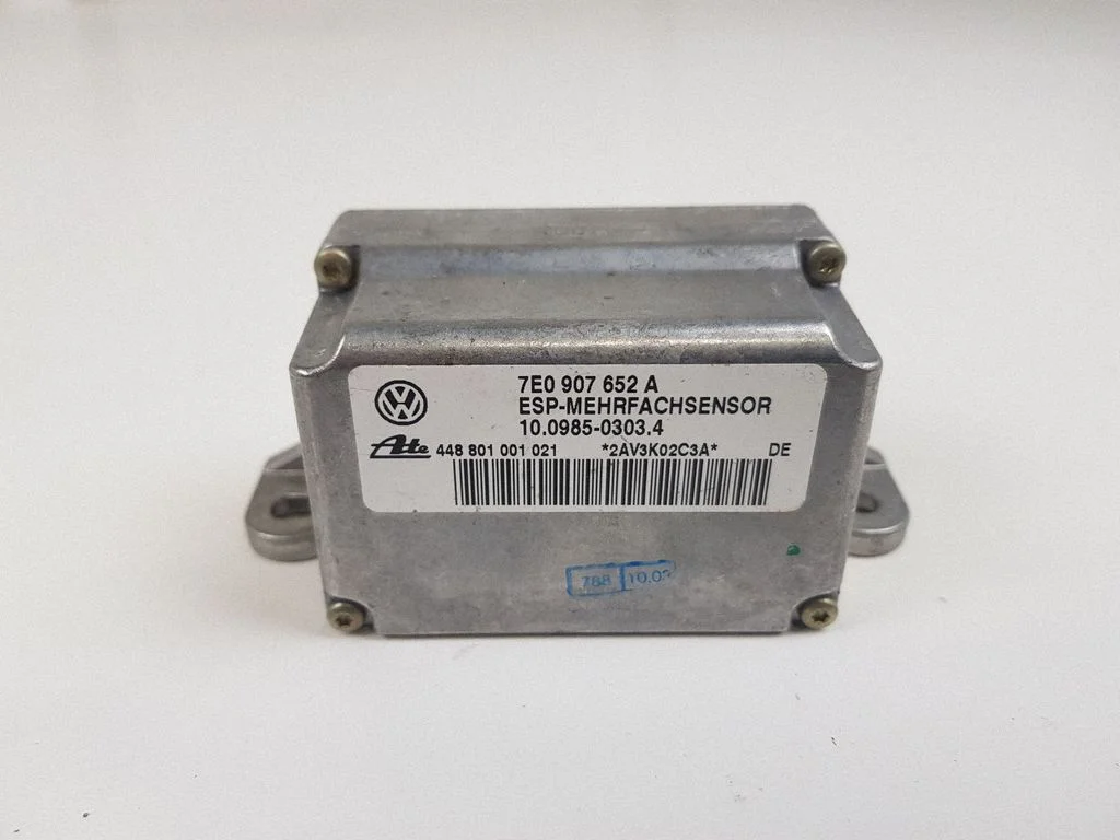 ESP acceleration yaw rate sensor – Volkswagen Touareg I (2002-2010)