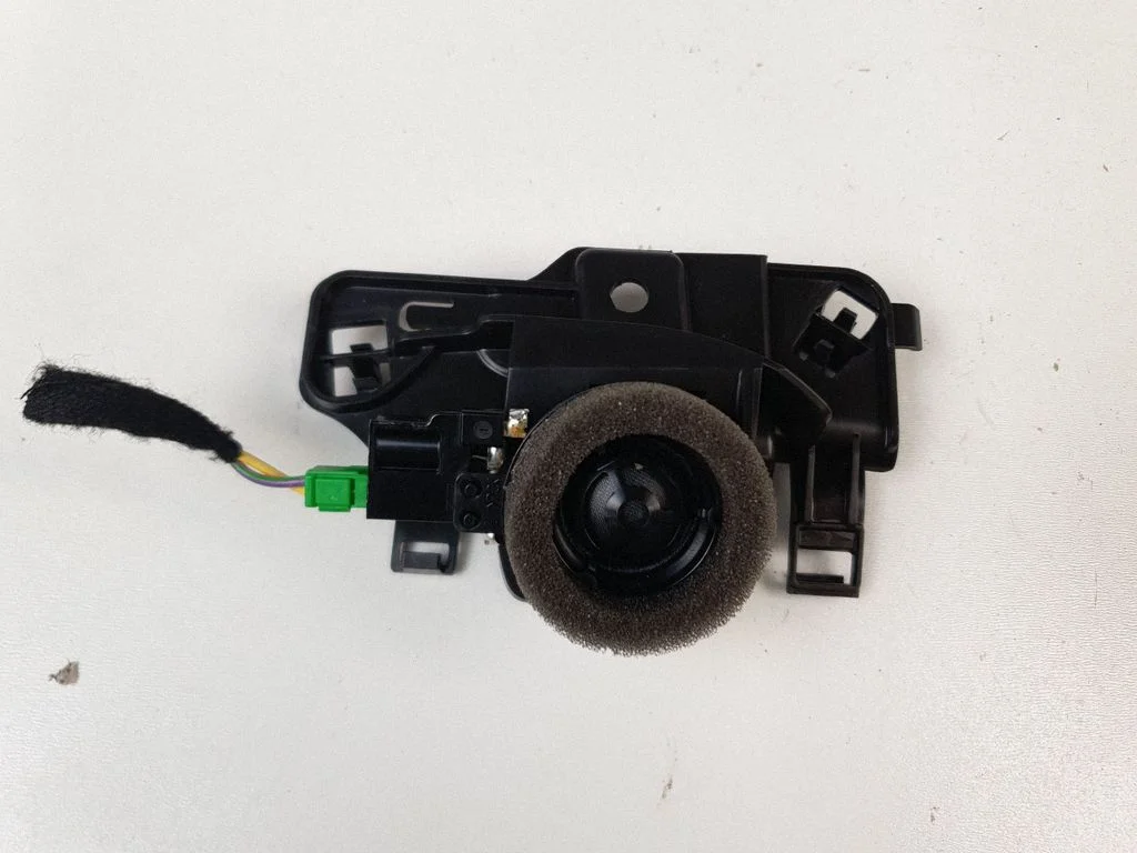 Front door high frequency speaker 31456836