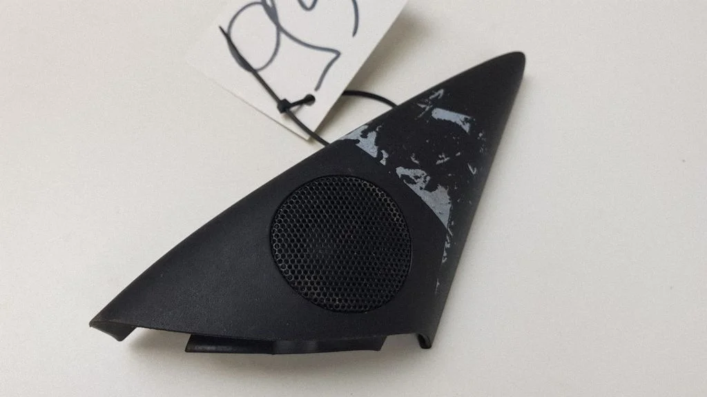 Front door high frequency speaker 6927876