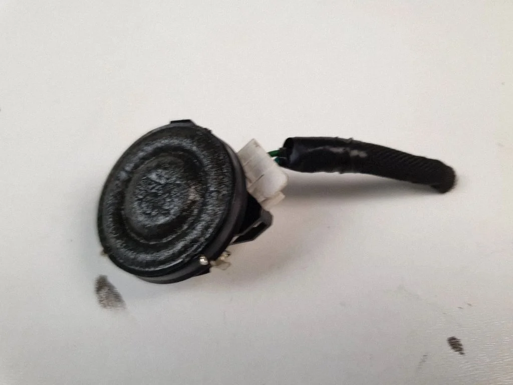 Front door high frequency speaker 28148JD100