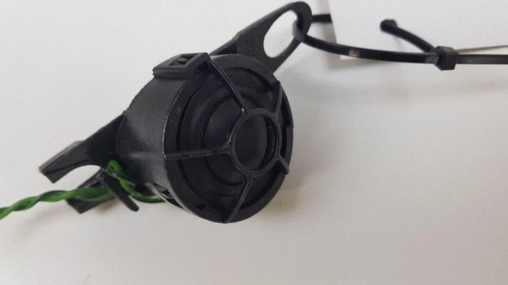 Front door high frequency speaker 8368231