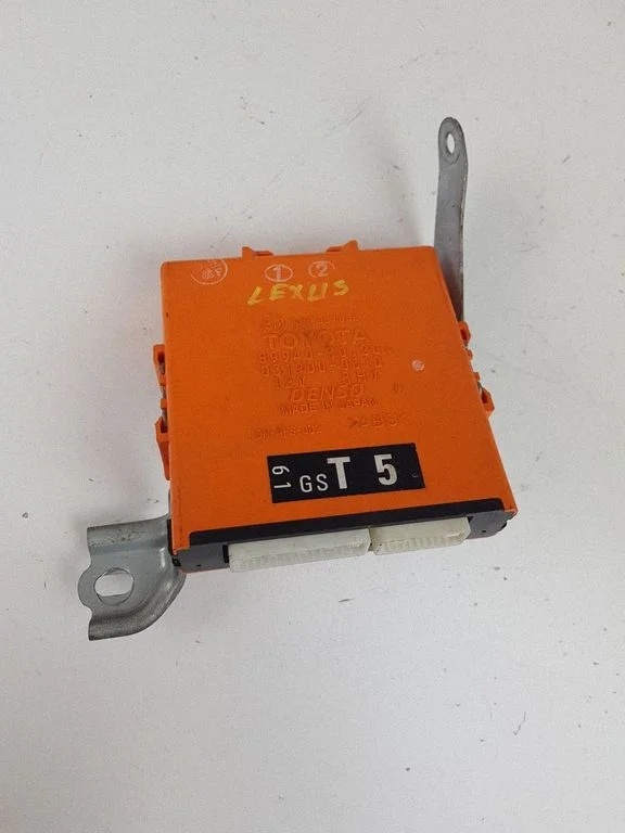 Light module LCM 8994030120 – Lexus GS 300 350 430 450H (2005-2012)