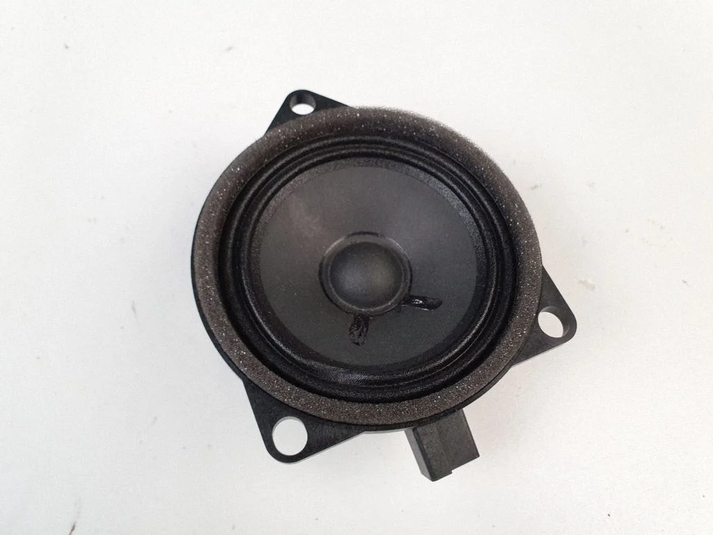 Front door high frequency speaker 31438477