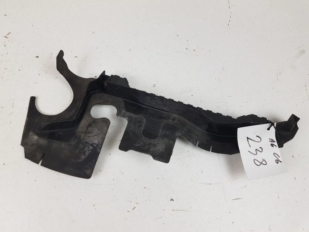 Radiator trim 4F0121284G