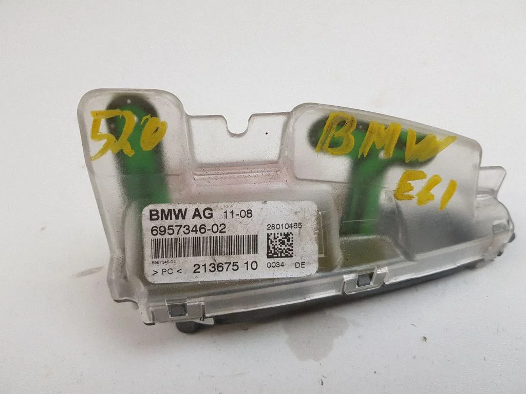 Aerial GPS antenna 6957346