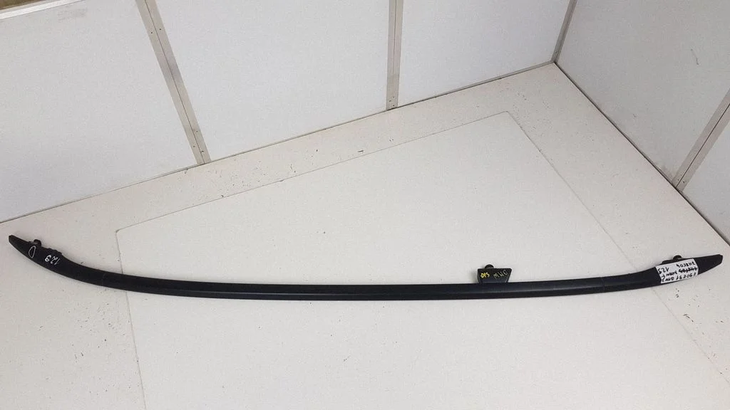 Roof bar rail 7118504