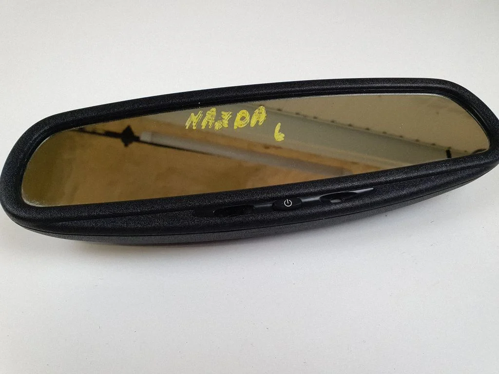 Rear view mirror (interior) 015318