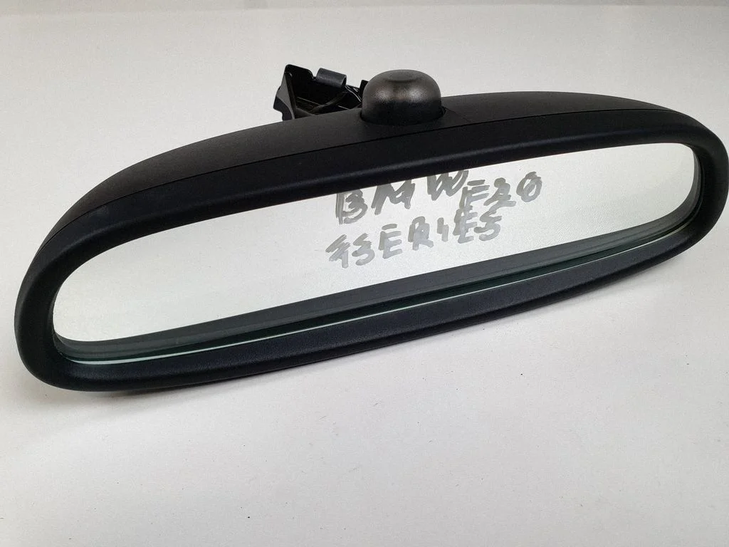 Rear view mirror (interior) 021221
