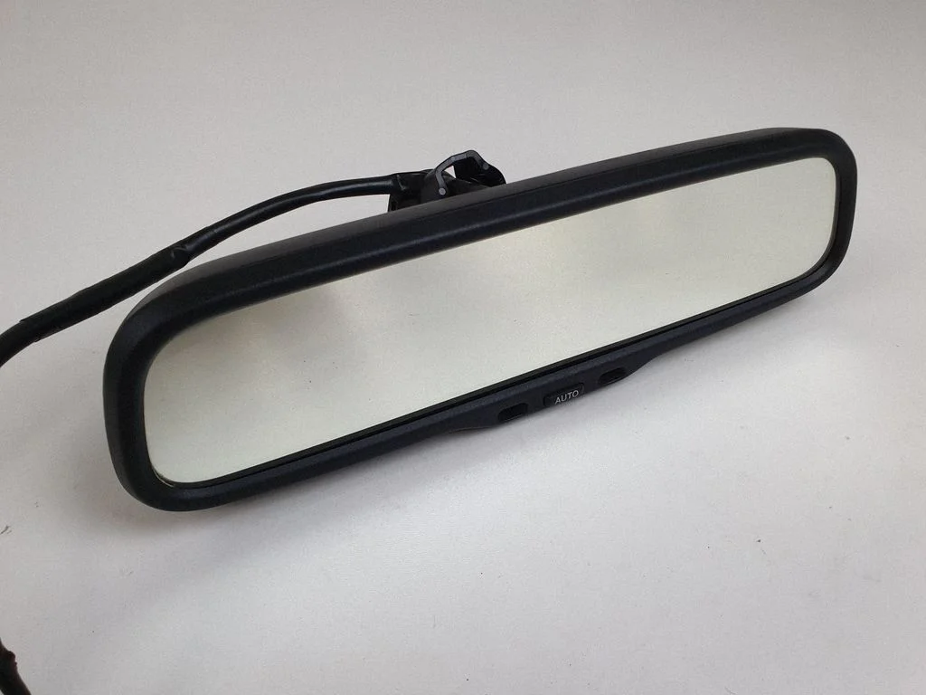 Rear view mirror (interior) 021005 – Lexus LS UCF30 (2001-2007)