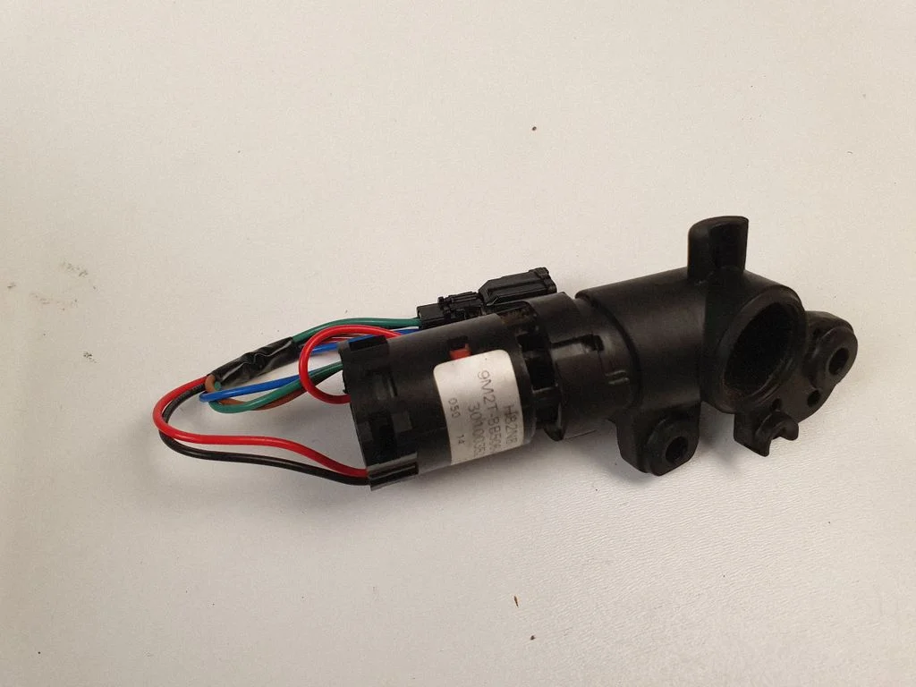 Interior temperature sensor 9M2T8B506AC