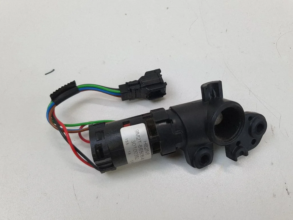 Interior temperature sensor 9M2T8B506AC