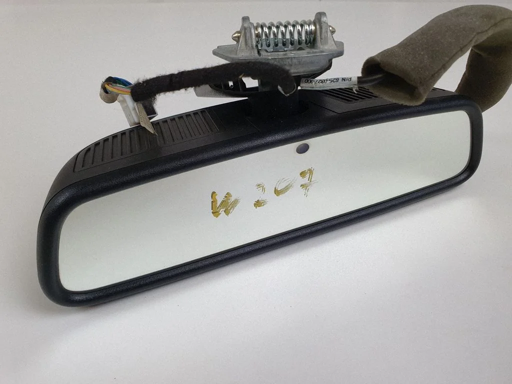 Rear view mirror (interior) 025902 – Mercedes-Benz E-Class C207 W207 (2009-2017)