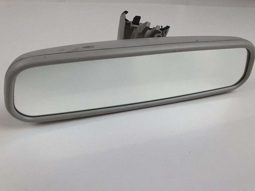 Rear view mirror (interior) A049333