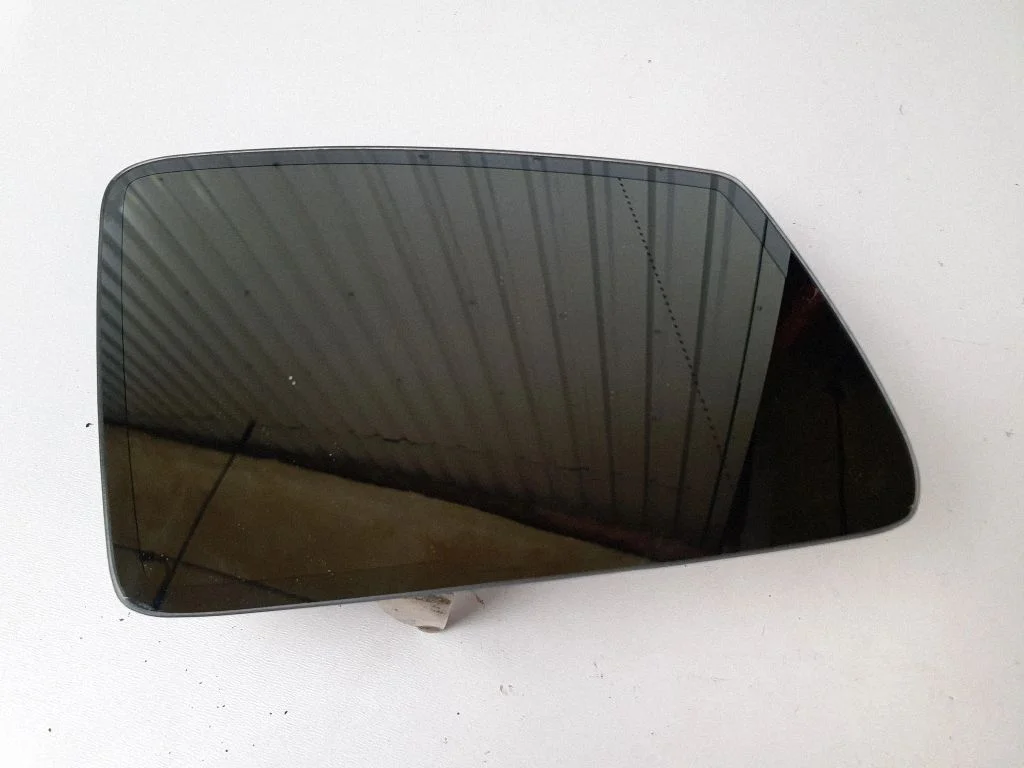 Wing mirror glass – Mercedes-Benz E-Class W212 (2009-2016)