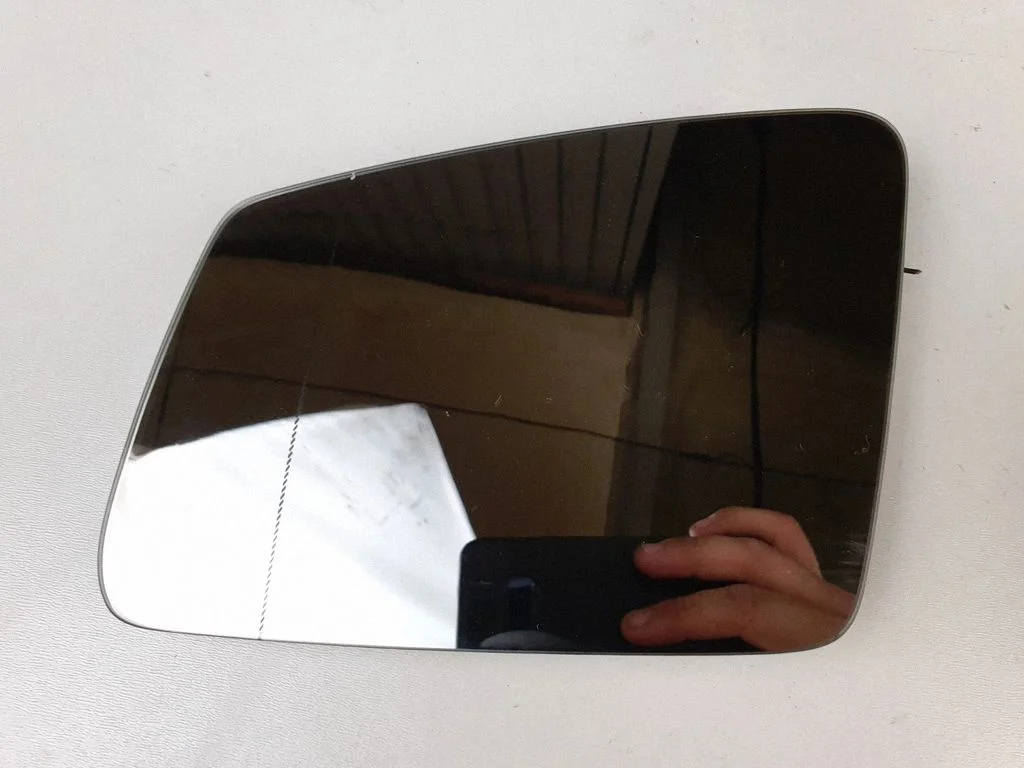 Wing mirror glass – Mercedes-Benz E-Class W212 (2009-2016)